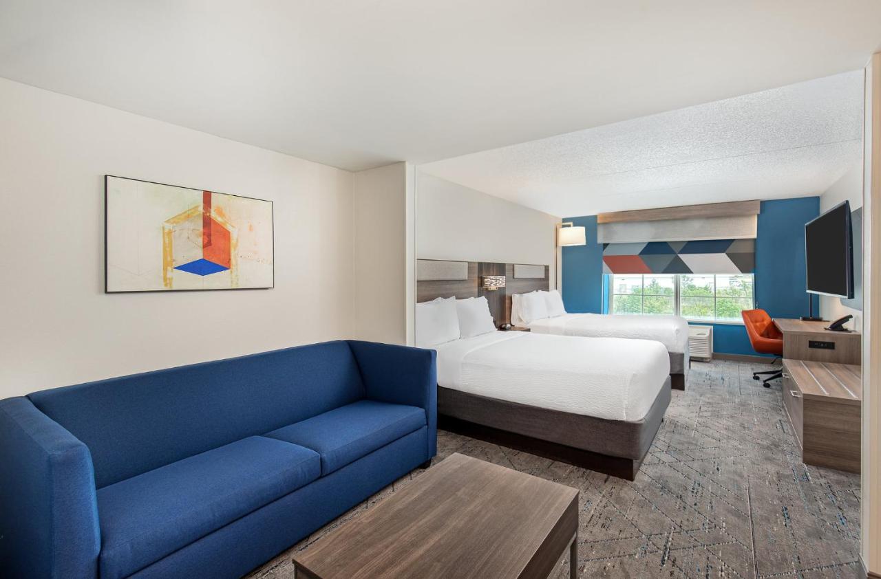 Holiday Inn Express & Suites Columbus At Northlake By Ihg Экстерьер фото