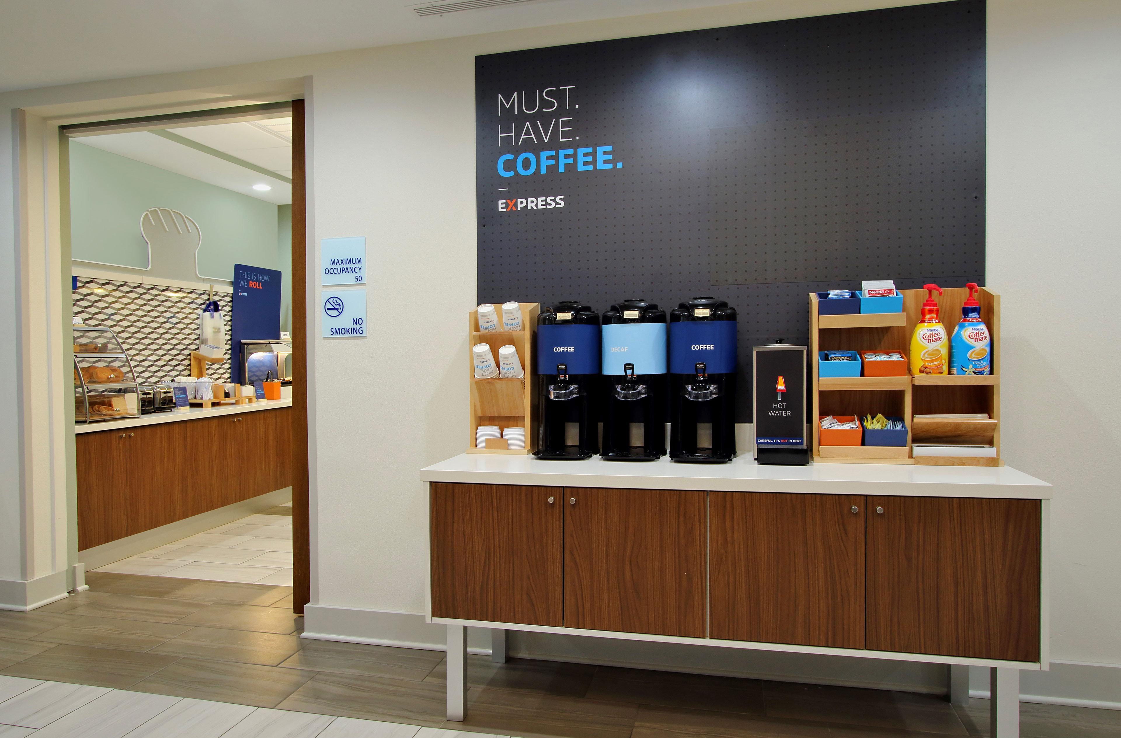 Holiday Inn Express & Suites Columbus At Northlake By Ihg Экстерьер фото