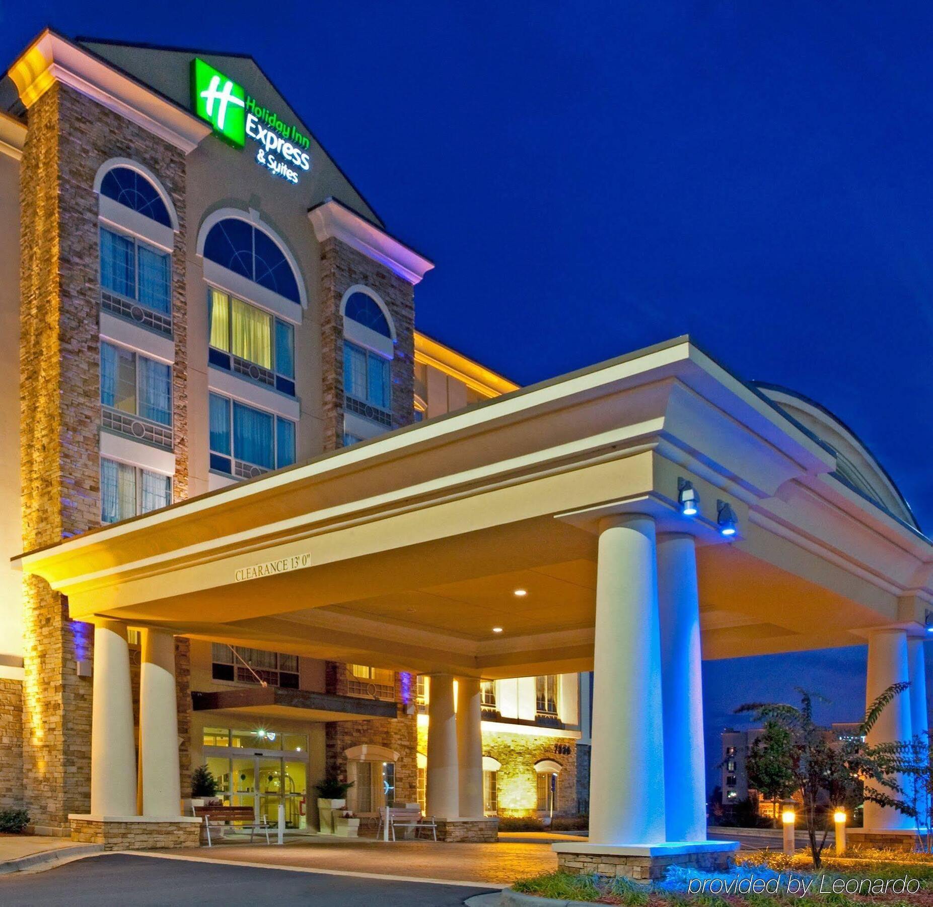 Holiday Inn Express & Suites Columbus At Northlake By Ihg Экстерьер фото